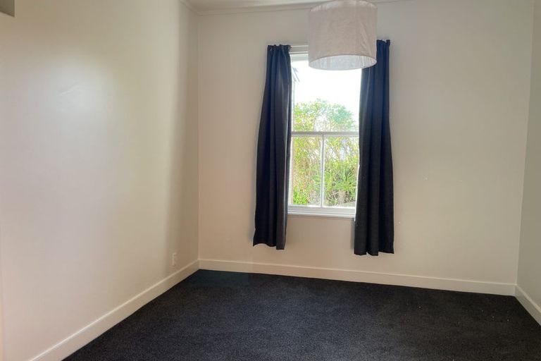 Photo of property in 34 Mornington Road, Brooklyn, Wellington, 6021