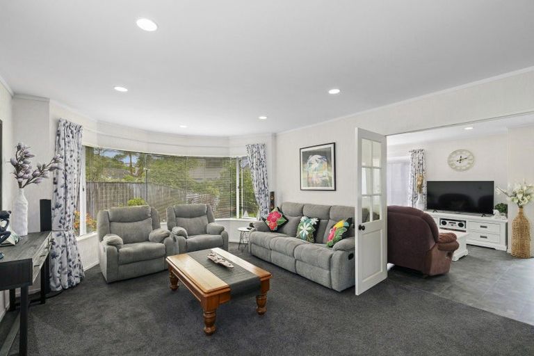 Photo of property in 2/21 Sharpe Crescent, Wainuiomata, Lower Hutt, 5014