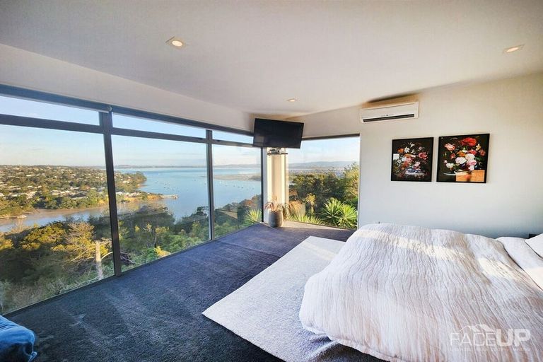 Photo of property in 1 Te Kawau Pass, Greenhithe, Auckland, 0632