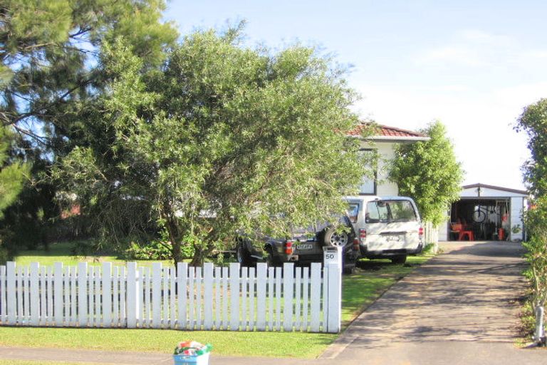 Photo of property in 50 Charntay Avenue, Clover Park, Auckland, 2019