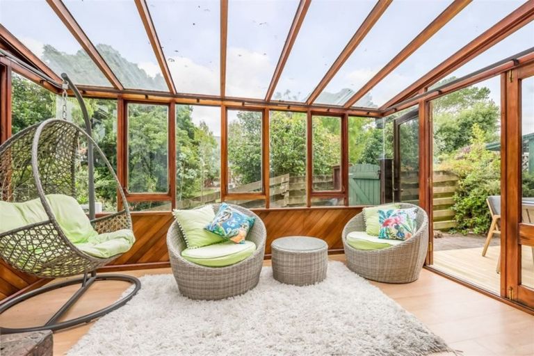 Photo of property in 18 Heath Grove, Waiwhetu, Lower Hutt, 5010