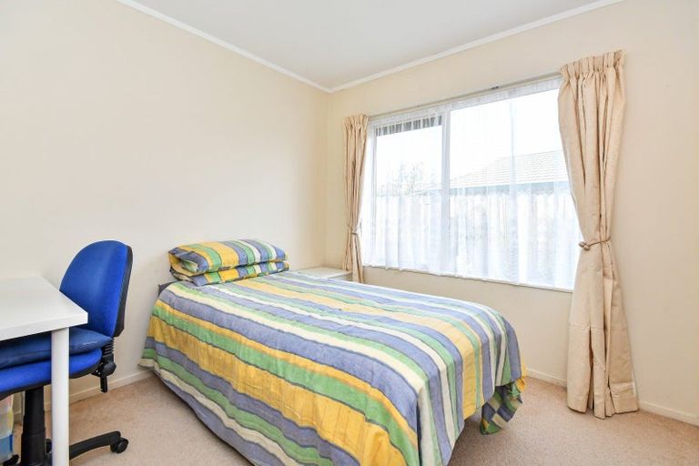 Photo of property in 22 Sheriff Place, Randwick Park, Auckland, 2105