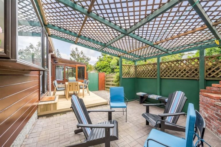 Photo of property in 18 Heath Grove, Waiwhetu, Lower Hutt, 5010