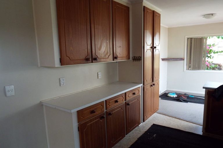 Photo of property in 20 Palm Court Drive, Glen Eden, Auckland, 0602