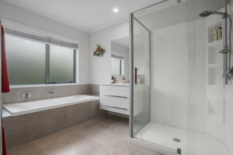 Photo of property in 53 Highfields Drive, Katikati, 3129