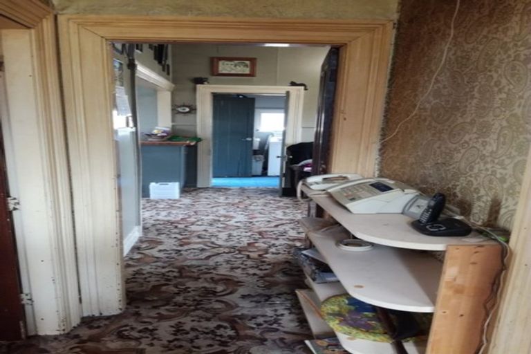 Photo of property in 30 Railway Road, Tuatapere, 9620
