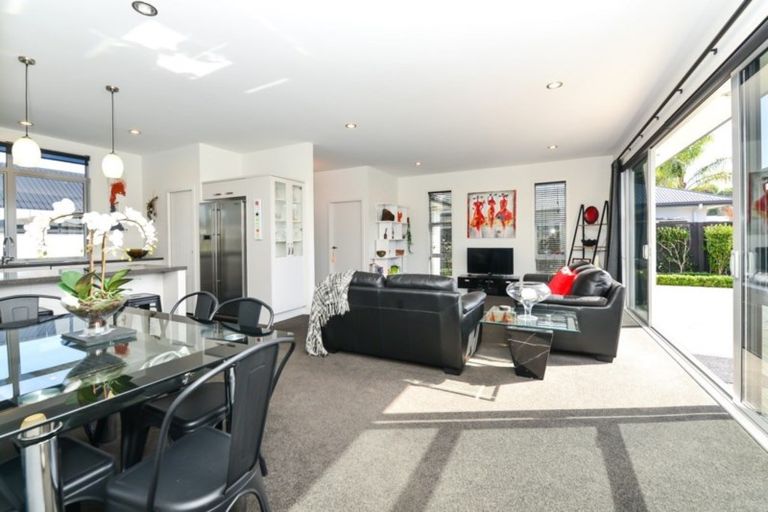 Photo of property in 10 The Rocks, Flagstaff, Hamilton, 3210