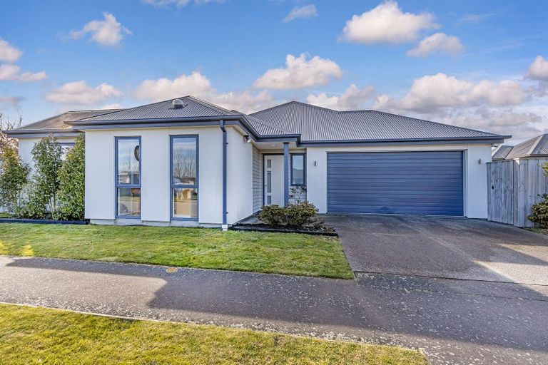 Photo of property in 6 Caulfield Avenue, Halswell, Christchurch, 8025