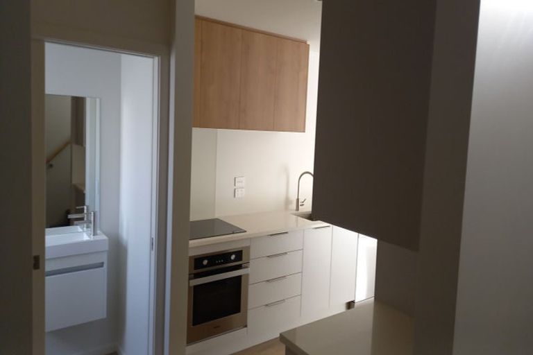 Photo of property in 7/240 Stokes Valley Road, Stokes Valley, Lower Hutt, 5019