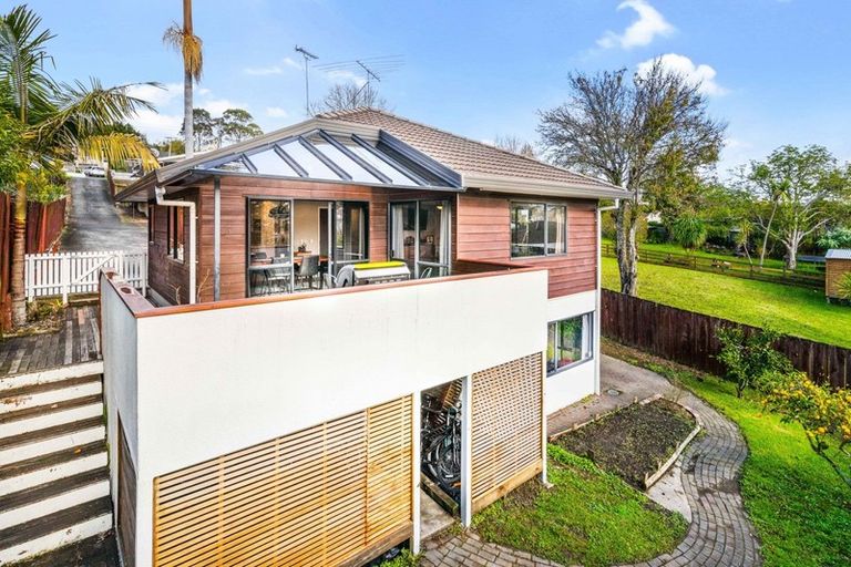 Photo of property in 1/3 Alexander Avenue, Torbay, Auckland, 0630