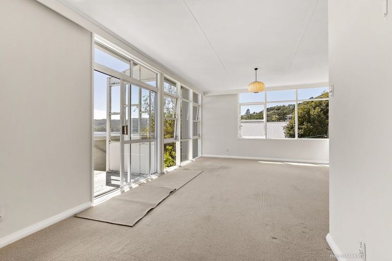 Photo of property in 2/144 Mairangi Road, Wilton, Wellington, 6012