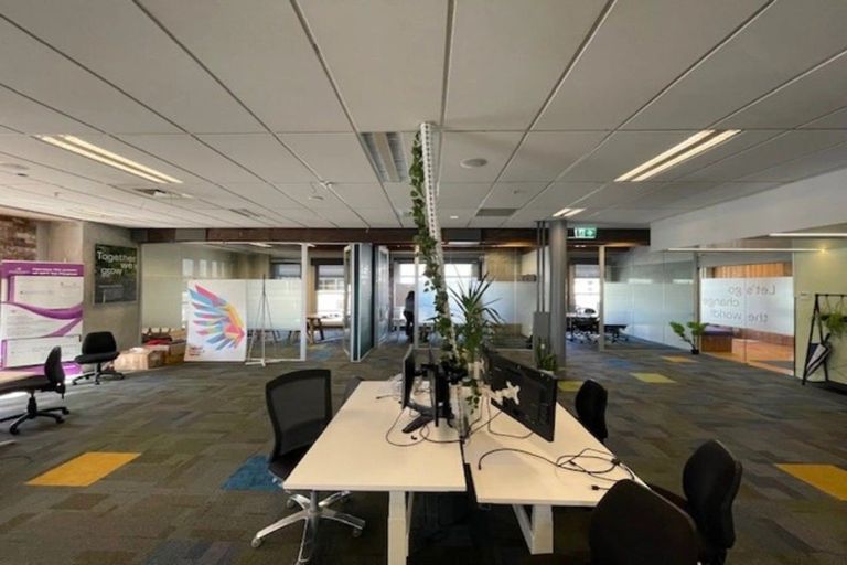 Photo of property in Nzx Centre, 13/11 Cable Street, Wellington Central, Wellington, 6011