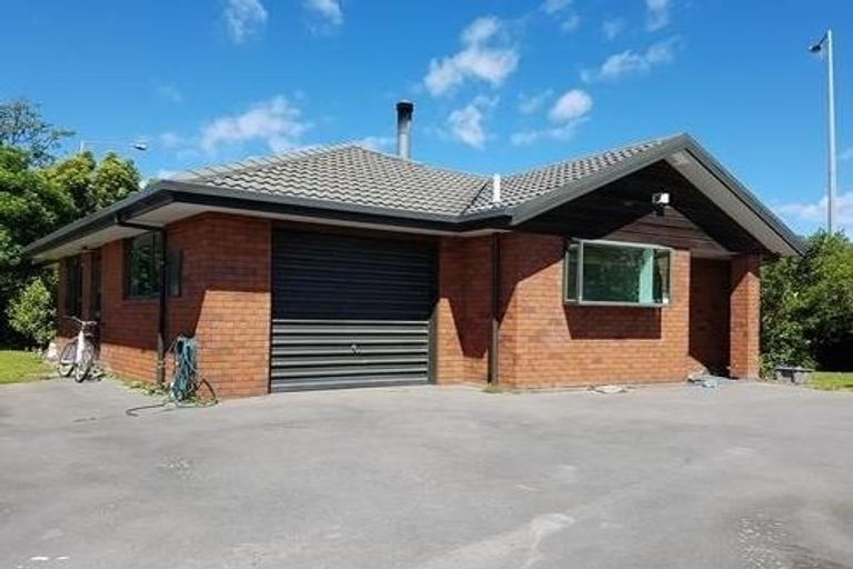 Photo of property in 124a Saint Johns Street, Bromley, Christchurch, 8062