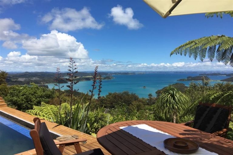 Photo of property in 106a Manawaora Road, Russell, 0272