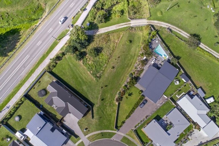 Photo of property in 38 Hamilton Drive, Wainui, Gisborne, 4010