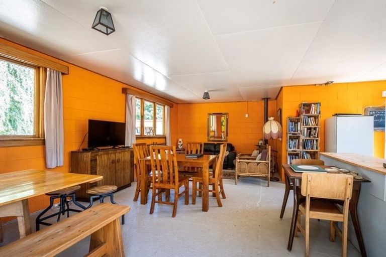 Photo of property in 1 Macdonald Street, Ophir, Omakau, 9393