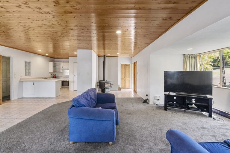 Photo of property in 16 Fairley Road, Lynmore, Rotorua, 3010