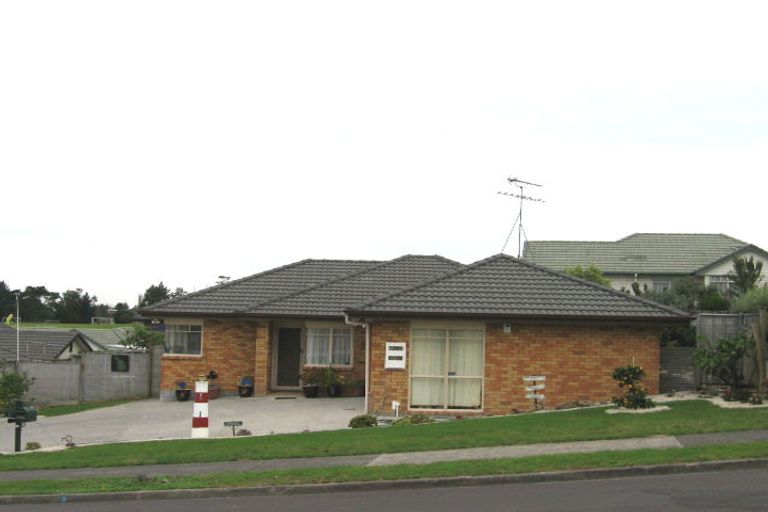 Photo of property in 9 Rush Creek Drive, Westgate, Auckland, 0614