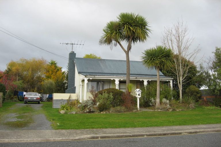 Photo of property in 11 Dryden Street, Milton, 9220