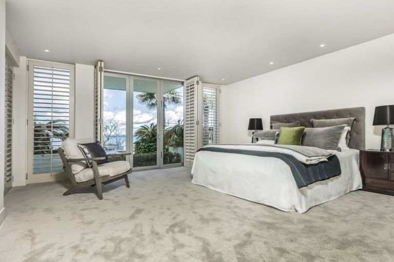 Photo of property in 20 Courtneys, West Harbour, Auckland, 0618