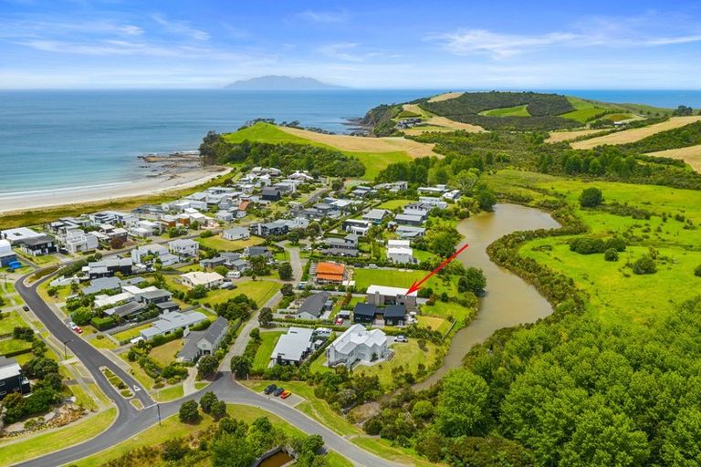 Photo of property in 271 Mangatawhiri Road, Omaha, 0986