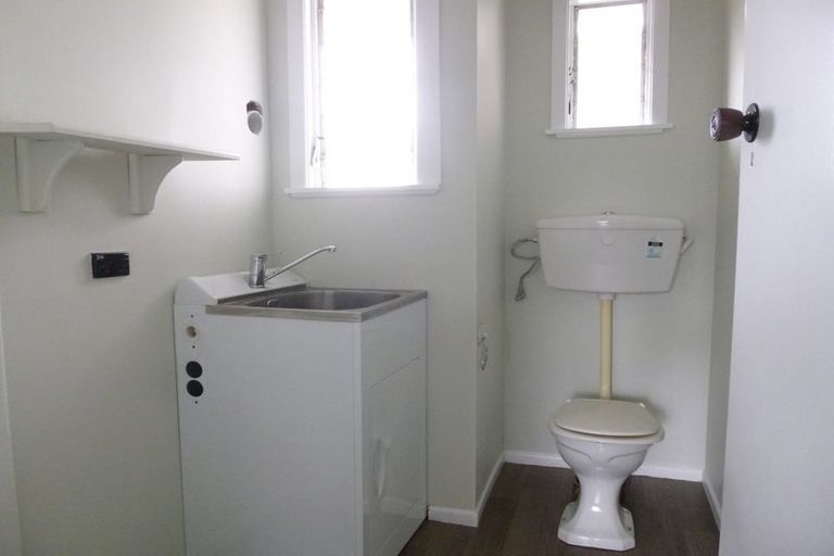 Photo of property in 43 Morris Road, Hillcrest, Hamilton, 3216