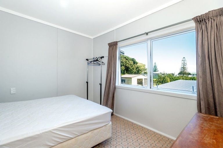 Photo of property in 118 Newcastle Street, Mahia, Nuhaka, 4198