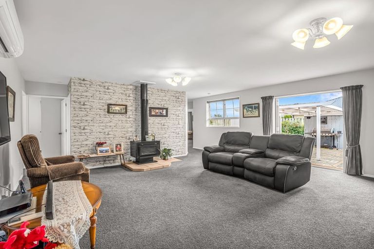 Photo of property in 14 Clifford Place, Amberley, 7410