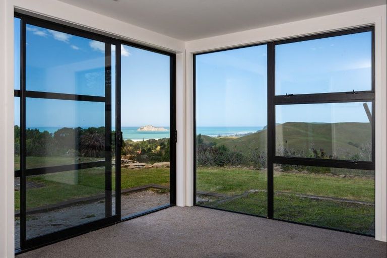 Photo of property in 1995 Waimarama Road, Waimarama, 4294