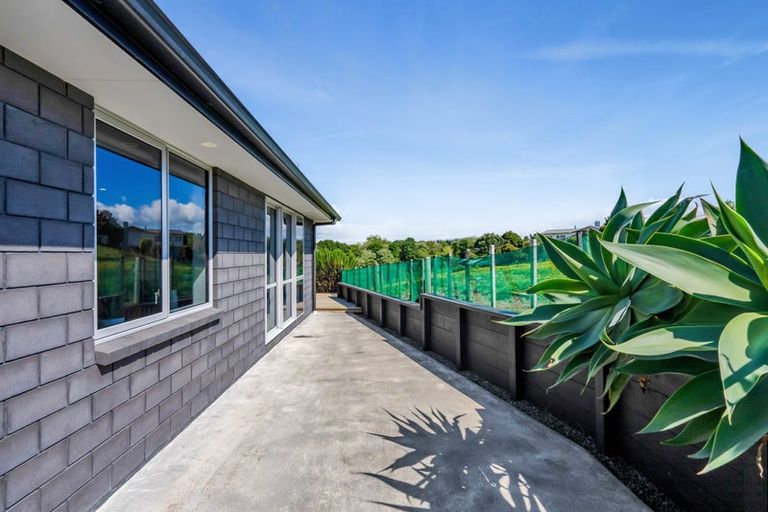 Photo of property in 8 Jersey Place, Bell Block, New Plymouth, 4312