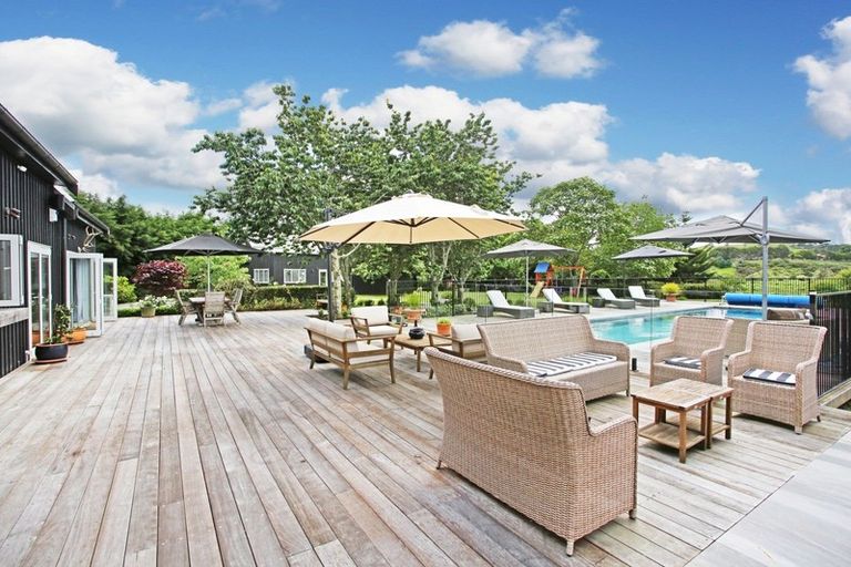 Photo of property in 7 Clevedon Kawakawa Road, Clevedon, Papakura, 2585