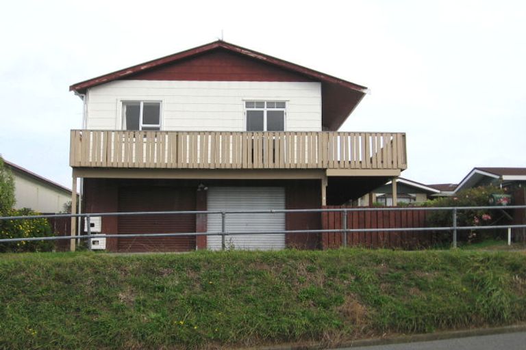 Photo of property in 9 Motuhara Road, Plimmerton, Porirua, 5026