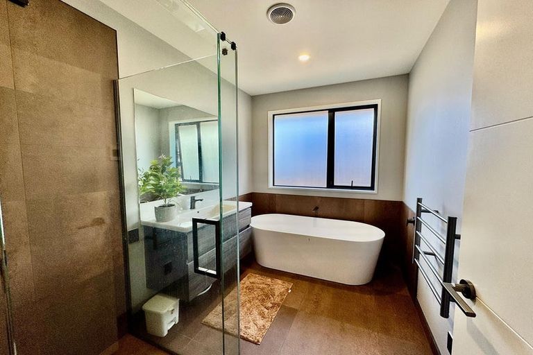 Photo of property in 41 Selfe Crescent, Burwood, Christchurch, 8083