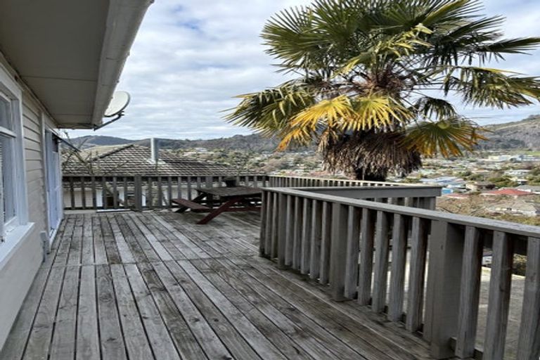 Photo of property in 83 Toi Toi Street, Toi Toi, Nelson, 7010