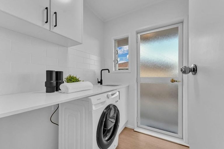 Photo of property in 5 Tabitha Crescent, Henderson, Auckland, 0612
