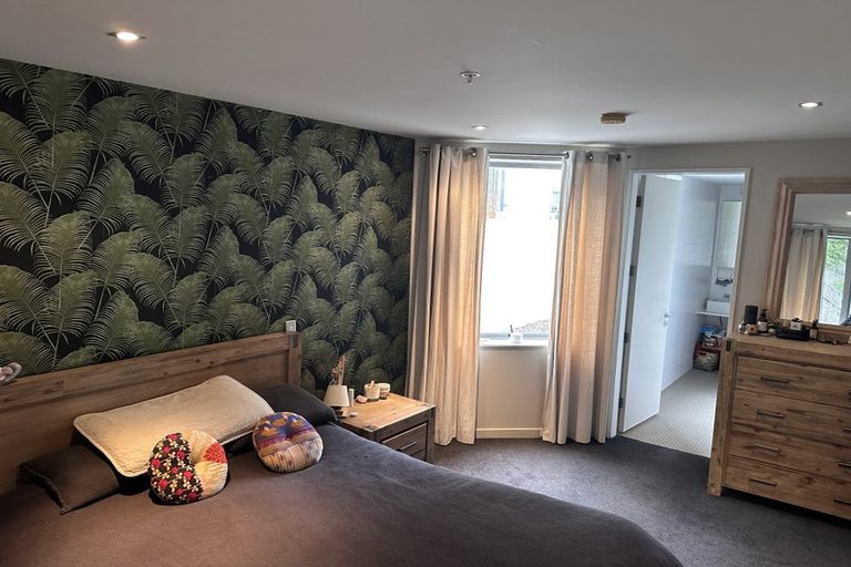 Photo of property in Alto Apartments, 2a/22 Telford Terrace, Oriental Bay, Wellington, 6011