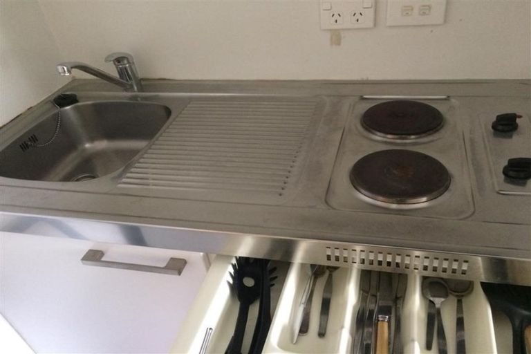 Photo of property in Orange Apartments/victoria Centr, 511/169 The Terrace, Wellington Central, Wellington, 6011