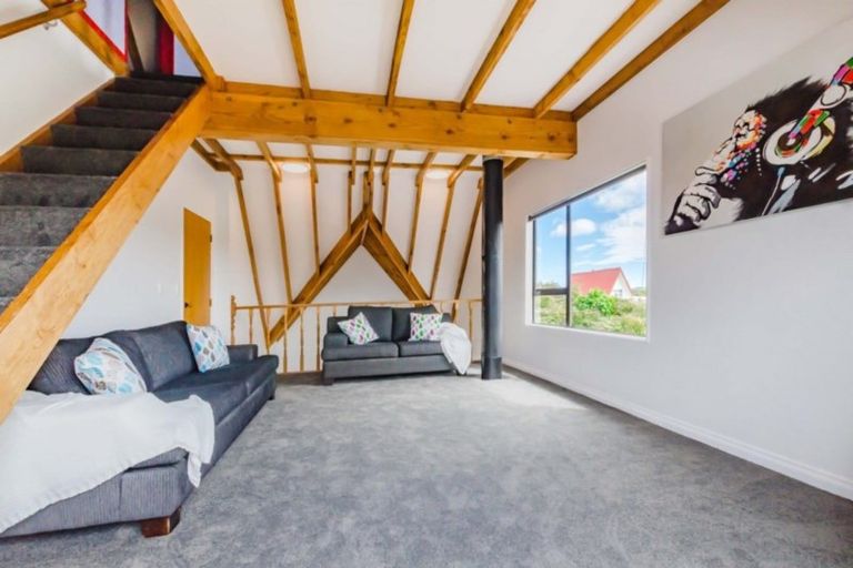 Photo of property in 69 Mazengarb Road, Paraparaumu Beach, Paraparaumu, 5032