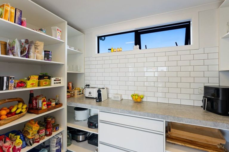 Photo of property in 14 Duncans Way, Otaki Beach, Otaki, 5512
