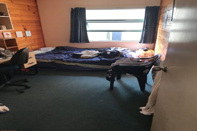 Photo of property in Te Awhina Apartments, 29/22 Sussex Street, Mount Cook, Wellington, 6021