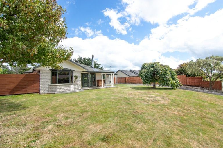 Photo of property in 23 Cashmere Drive, Fitzherbert, Palmerston North, 4410