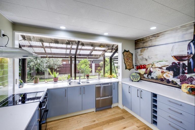 Photo of property in 12 Palmer Place, Parkvale, Hastings, 4122