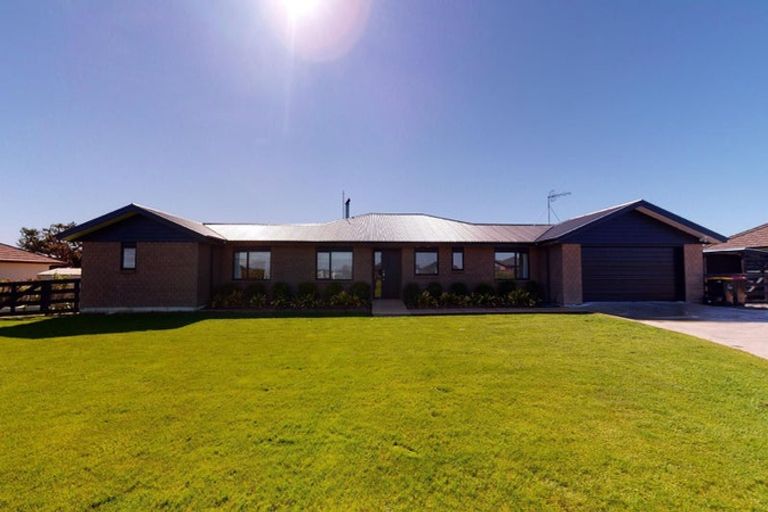 Photo of property in 14 Fallow Avenue, Feilding, 4775