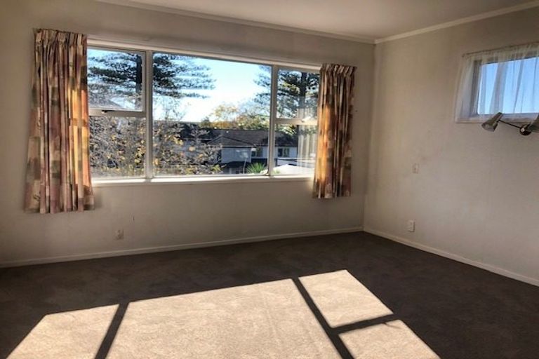 Photo of property in 76a Cook Street, Howick, Auckland, 2014