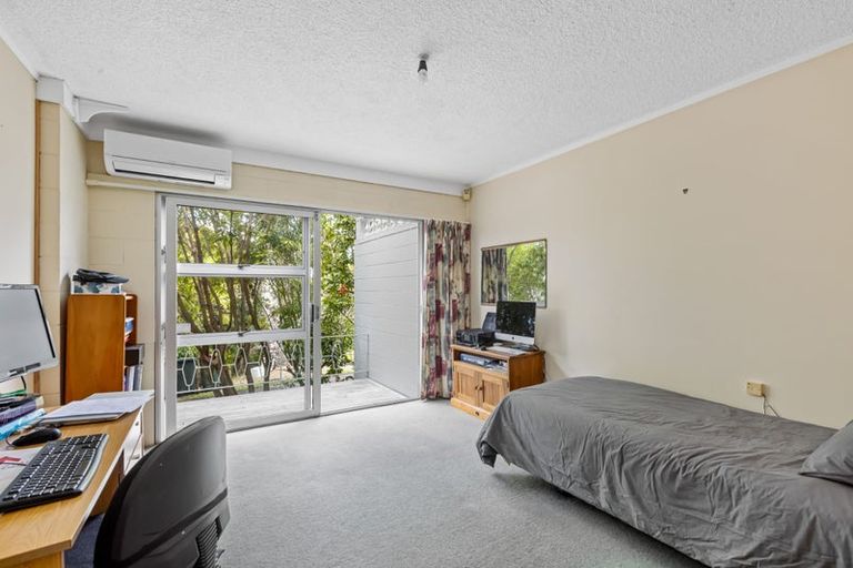 Photo of property in 23 Coromandel Crescent, Mairangi Bay, Auckland, 0630