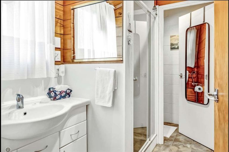 Photo of property in 219 South Road, Hawera, 4610