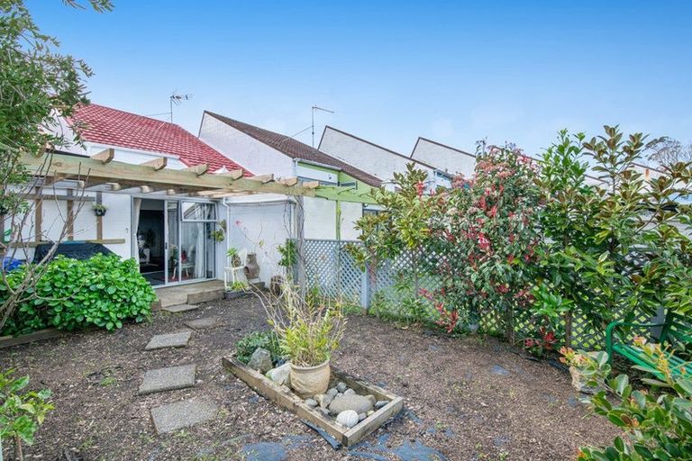 Photo of property in 29k Springs Road, Parakai, 0830