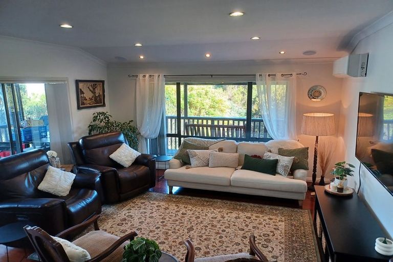 Photo of property in 16 Borneo Drive, Fairview Heights, Auckland, 0632