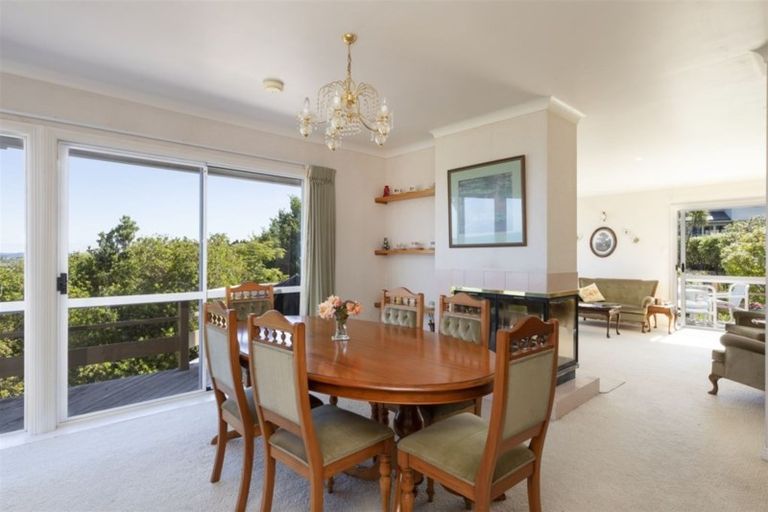 Photo of property in 6 Puriri Place, Sandspit, Warkworth, 0982