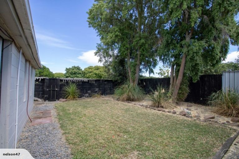 Photo of property in 3 Braemar Place, Avonside, Christchurch, 8061